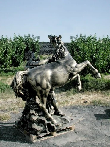 Купить скульптуру из бронзы — изготовление на заказ по цене promo13